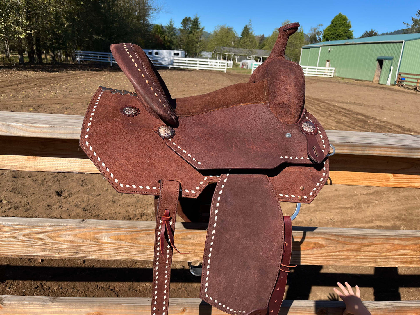 Custom Barrel saddle